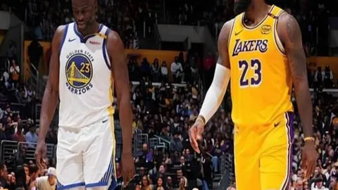 奥莫特短暂登场18分钟，表现低迷，6犯被罚下仅获7分4板