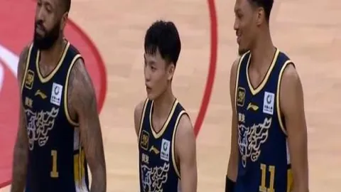 大乐透期号专家质合分析：雄鹿vs爵士解读攻略