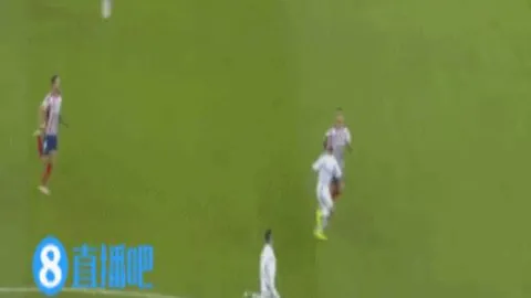 尼克斯力克热火，唐斯和布里奇斯卓越表现终结热火八连败